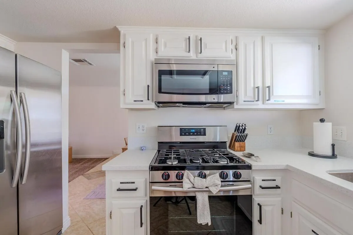 Spacious Lux Estate L 8 Mins To Strip 라스베이거스 0*,